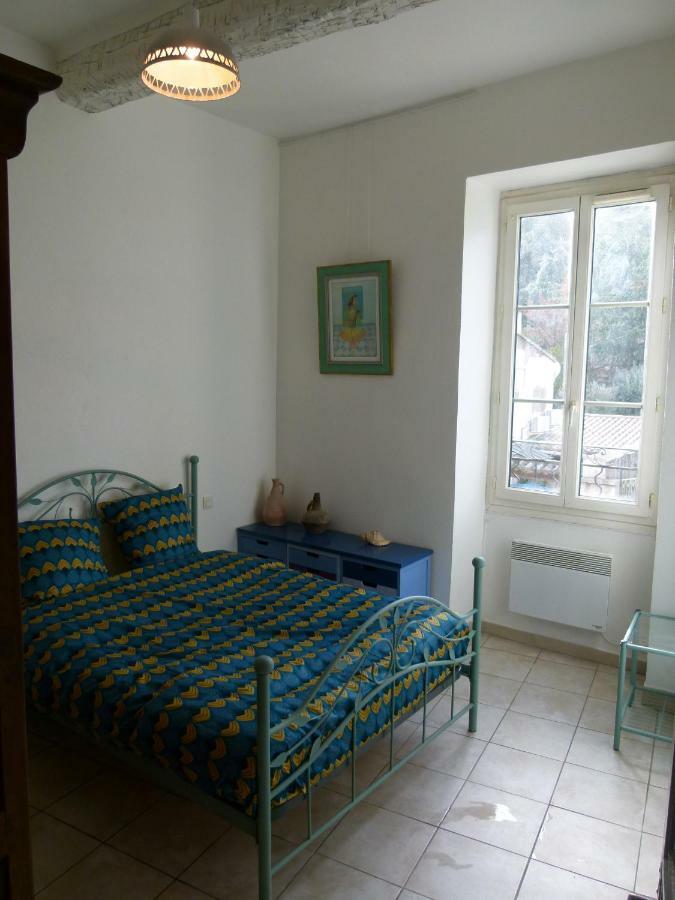 Appartement Au Pied Du Gardon. Remoulins Ngoại thất bức ảnh